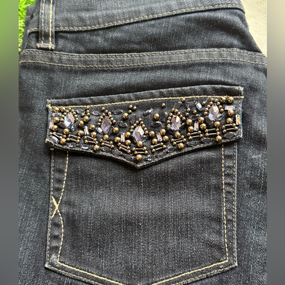 Brand White House Black Market. Jeans size 6